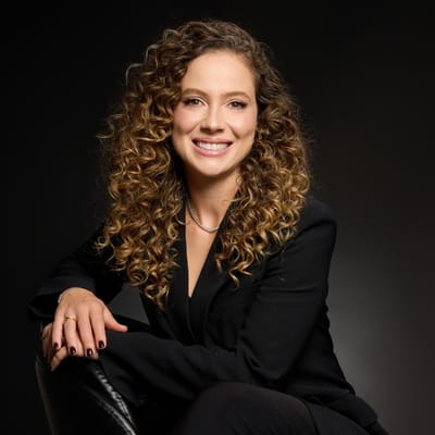 Dra. Fernanda Zorzin